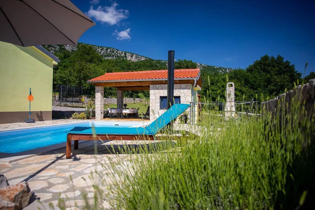 Family Friendly Villa Zaneta With Pool Grižane Croaţia