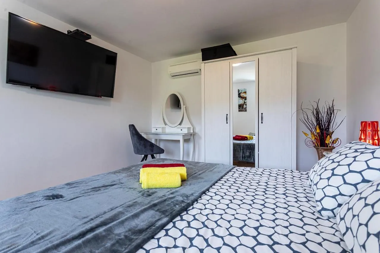 Family Friendly Villa Zaneta With Pool Grižane 0*,